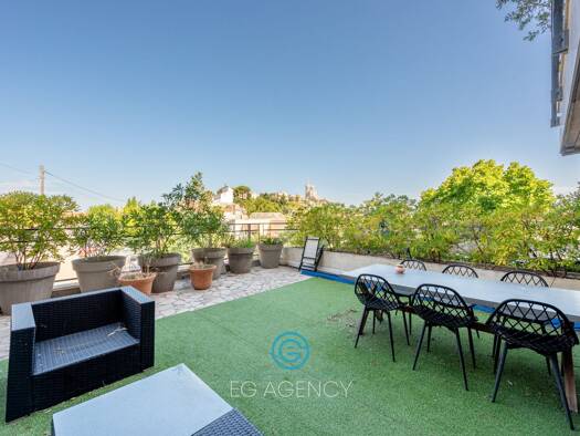 Appartement à vendre 640 000 € 4 pièces 3 chambres 86 m² RDC/7 Périer Marseille 8ème arrondissement 13008