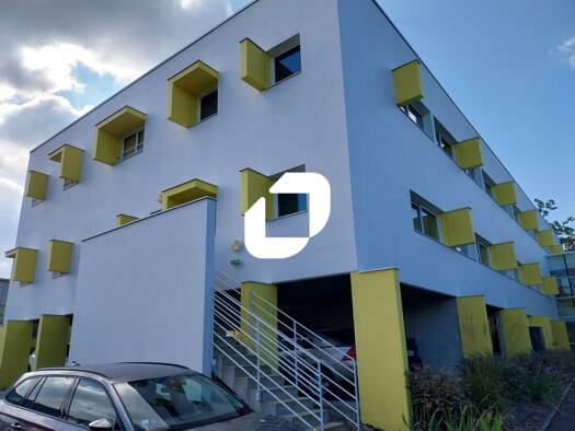 Espace bureau à louer 9 188 € 750 m² de bureaux divisible de 750 m² à 750 m² La Croix-Jeannette Bouguenais 44340