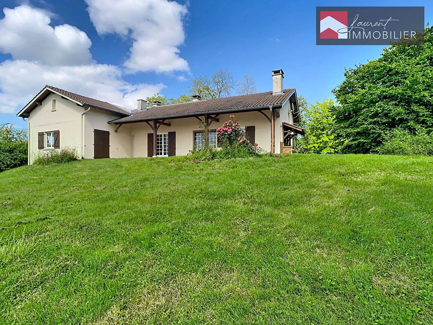 Maison 10 pièces 250 m² · à Tournus · 250 m² · 360 000 €