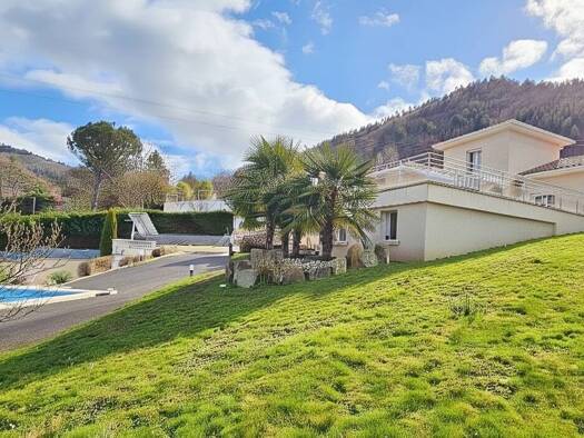 Maison à vendre 465 000 € 6 pièces 3 chambres 161,7 m² 1 450 m² de terrain Aurec-sur-Loire 43110