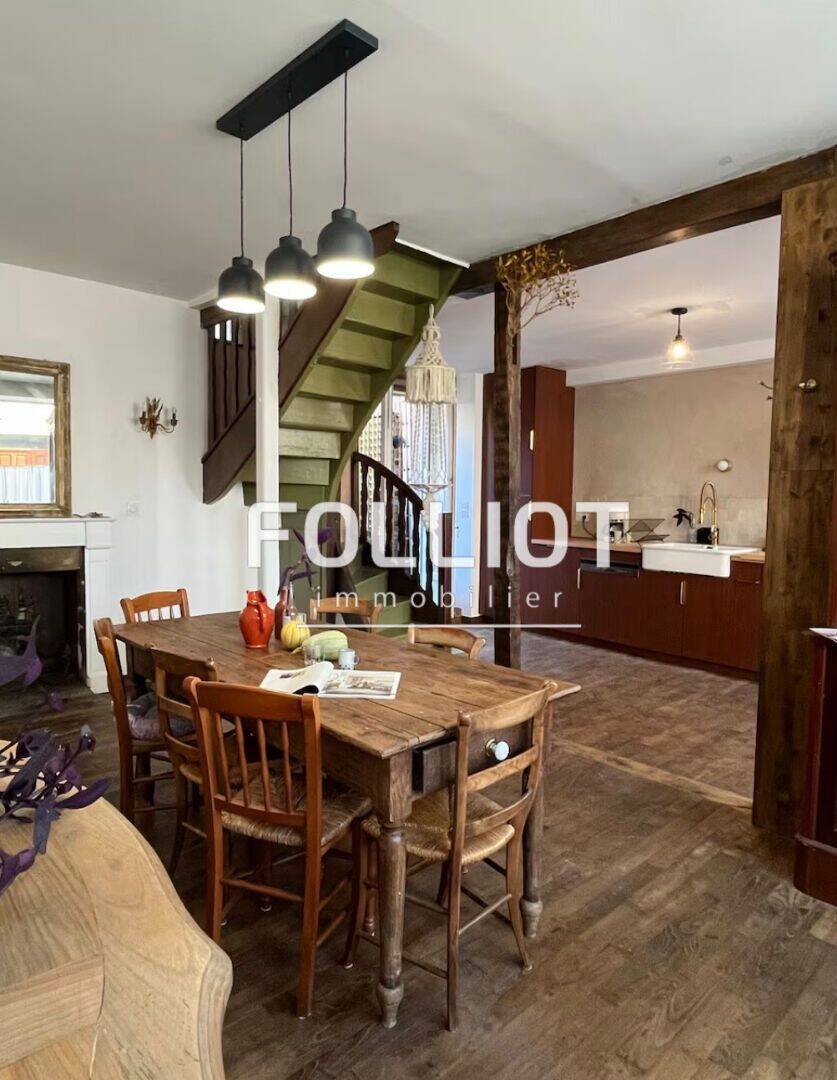 Maison 5 pièces 89 m² · à Val-Couesnon · 89,1 m² · 800 €