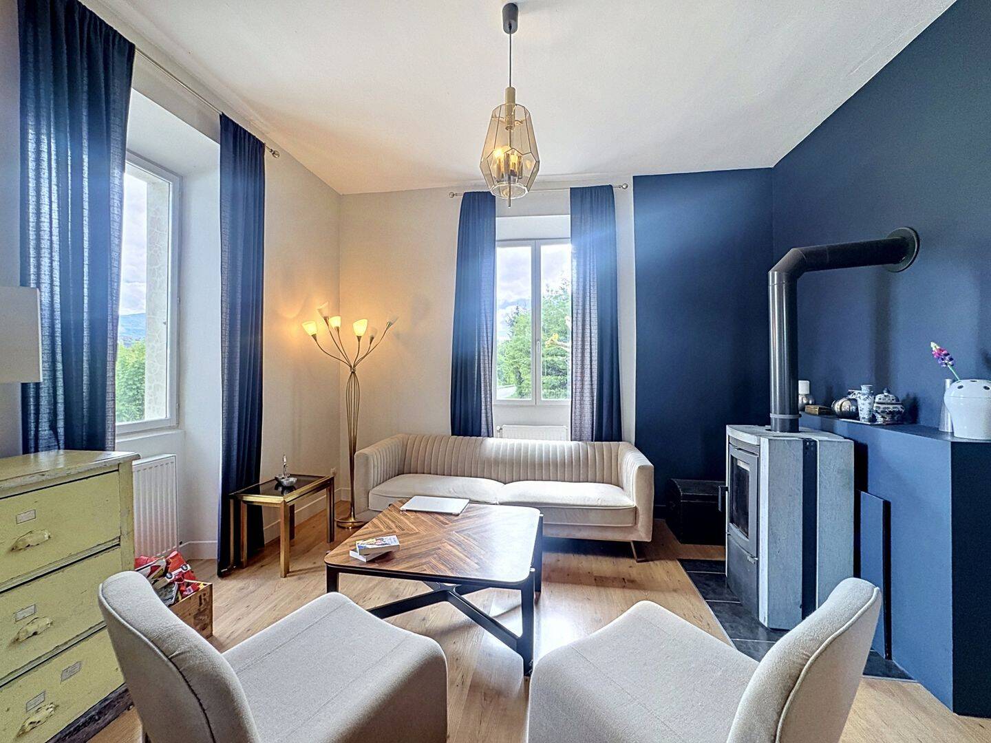 Maison 6 pièces 186 m² · à Rumilly · 186 m² · 1 900 €