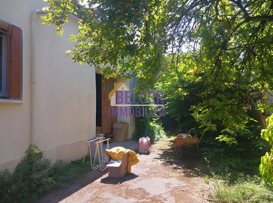 Maison 5 pièces 100 m² · à Beaumont-du-Gâtinais · 100 m² · 140 000 €