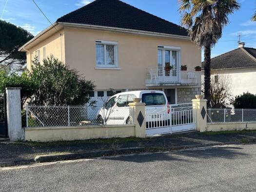 Maison à vendre 180 000 € 4 pièces 3 chambres 95 m² 400 m² de terrain Prayssac 46220