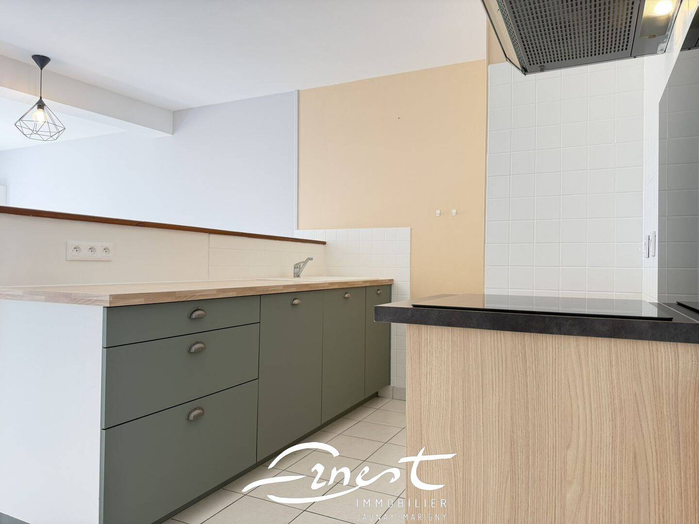Appartement 2 pièces 45 m² · à Jaunay-Marigny · 45 m² · 495 €