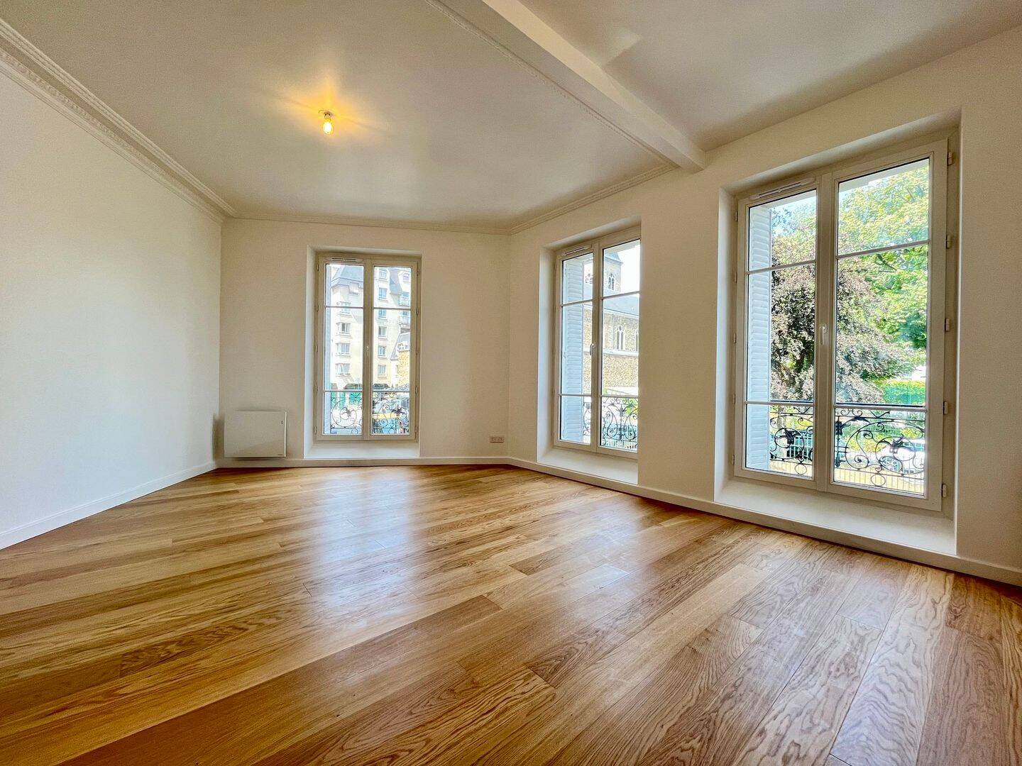 Appartement 2 pièces 43 m² · à Paris 18ème Arrondissement · 42,8 m² · 1 755 €/mois