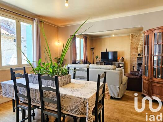 Maison de ville à vendre 210 000 € 14 pièces 5 chambres 303 m² 1 167 m² de terrain Les Salles-Lavauguyon 87440