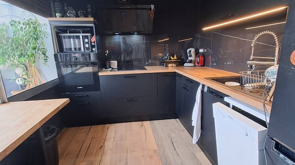 Appartement à vendre 128 000 € 3 pièces 2 chambres 68 m² Ponetie Aurillac 15000