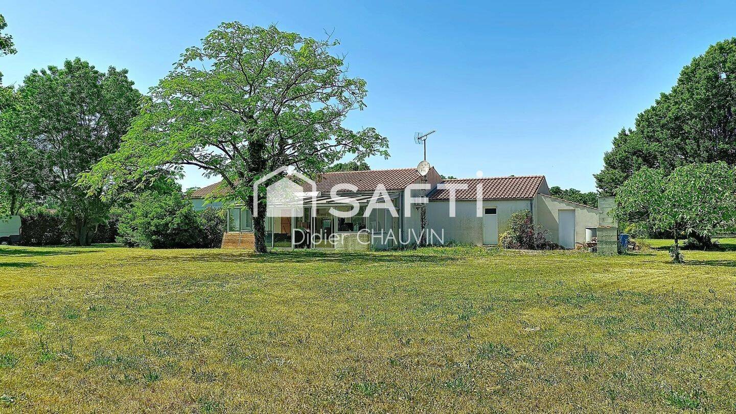 Maison 6 pièces 160 m² · à Aigrefeuille-d'Aunis · 160 m² · 369 000 €