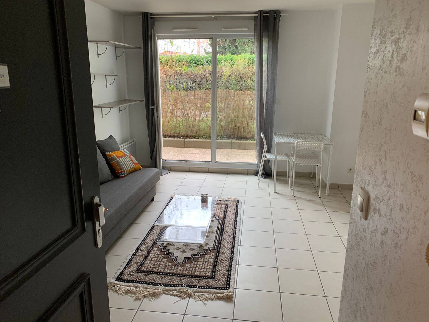 Appartement 1 pièce 25 m² · à Lyon 8ème Arrondissement · 25 m² · 680 €