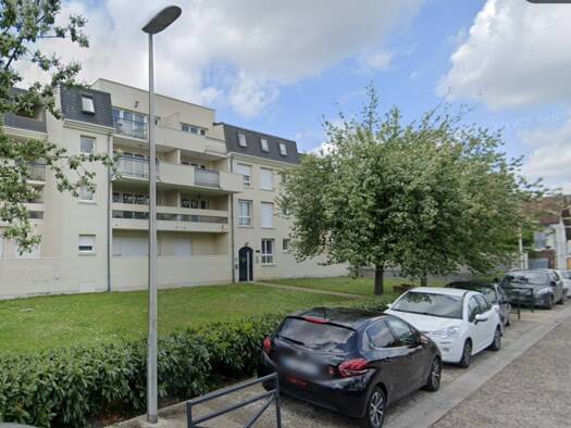 Appartement à louer 860 € 2 pièces 45 m² Étage 3/3 Centre Margny-lès-Compiègne 60280
