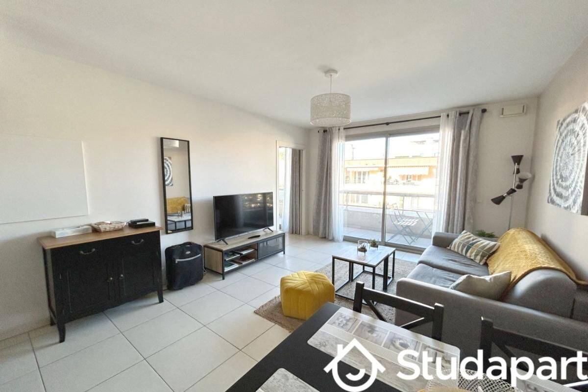 Appartement 2 pièces 34 m² · à Antibes · 34 m² · 1 050 €