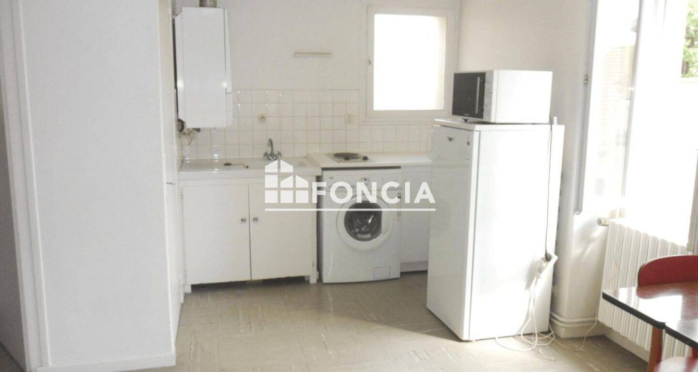 Appartement 1 pièce 26 m² · à Pont-Évêque · 25,8 m² · 456 €