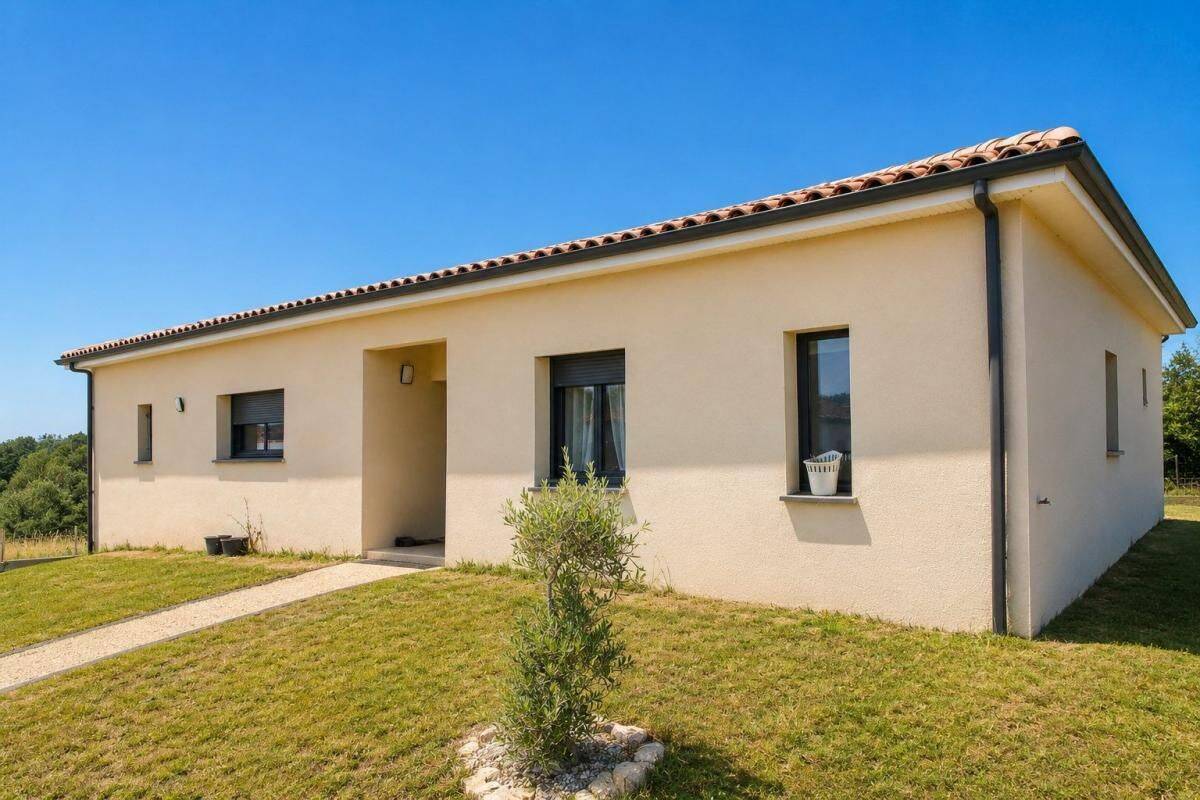 Maison 4 pièces 118 m² · à Saint-Étienne-de-Tulmont · 118 m² · 254 000 €