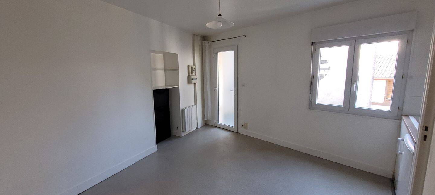 Appartement 1 pièce 17 m² · à Olivet · 17 m² · 365 €