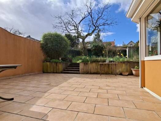 Maison à vendre 602 620 € 7 pièces 5 chambres 146 m² 310 m² de terrain Nantes 44000