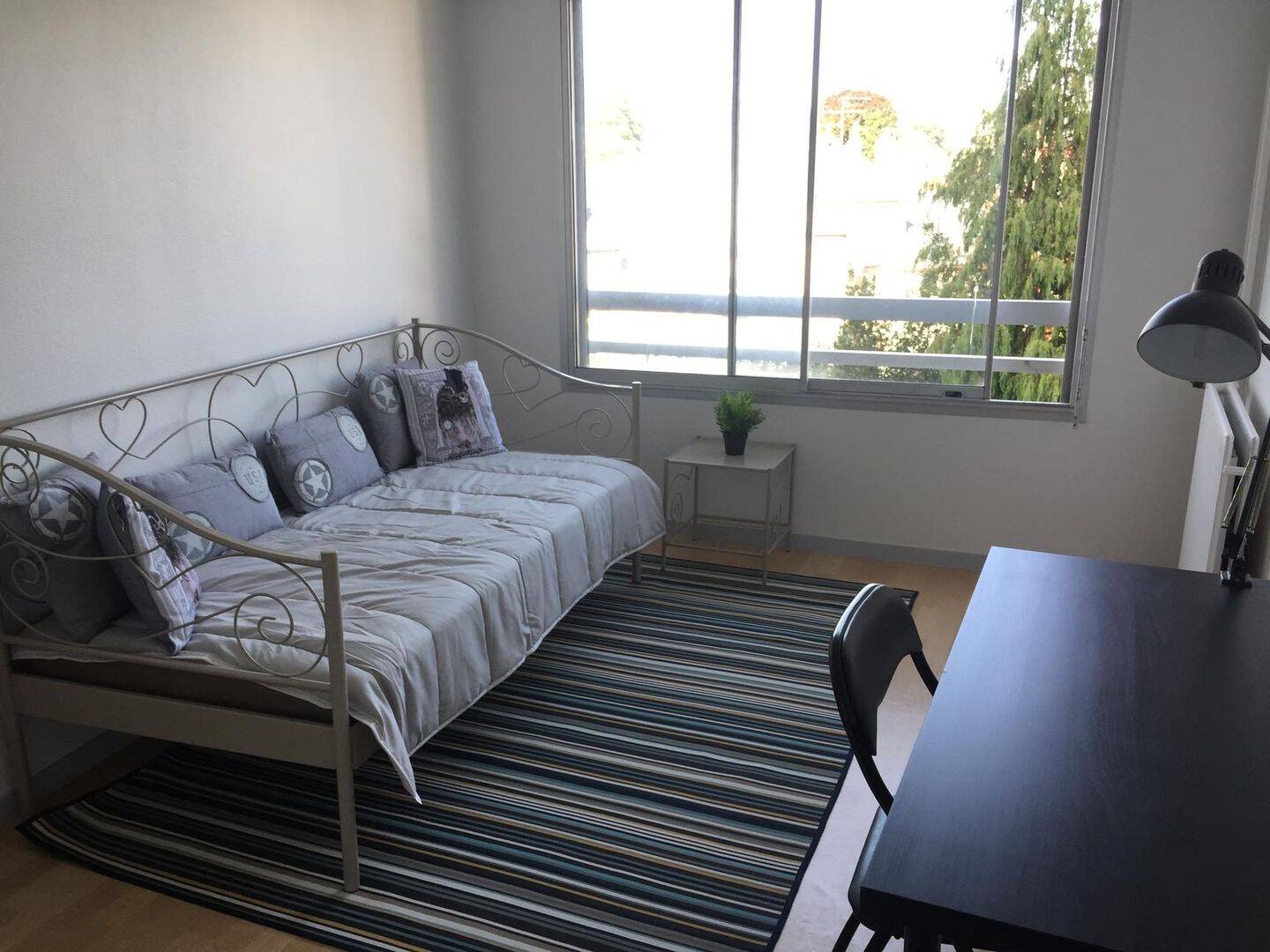 Appartement 1 pièce 19 m² · à Orléans · 18,6 m² · 410 €