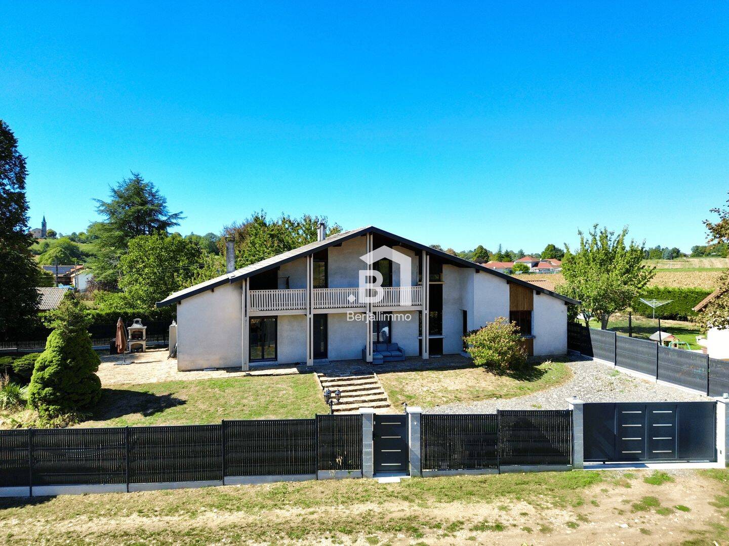 Maison 4 pièces 156 m² · à Flachères · 156,4 m² · 320 000 €