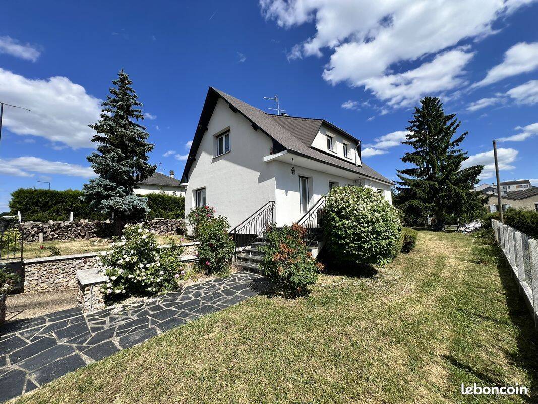 Maison 9 pièces 240 m² · à Évreux · 240 m² · 310 000 €