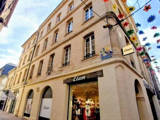 Immeuble à vendre 990 000 € 1 100 m² Sainte Foy des Vignes Bergerac 24100