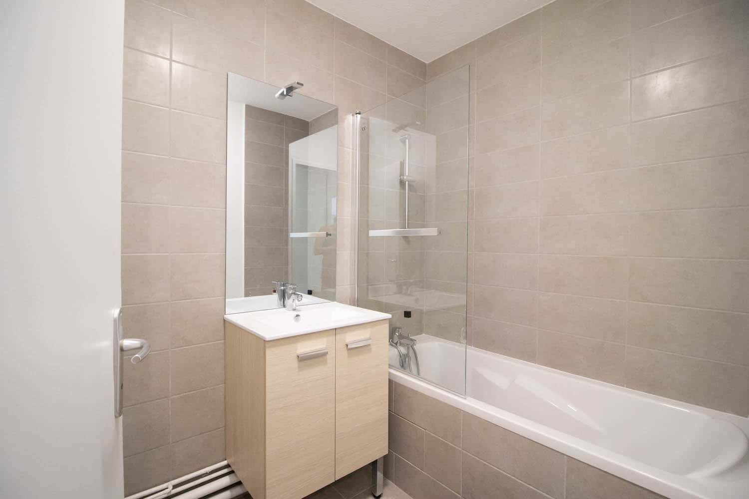 Nice 10m² bedroom to rent in Grenoble -G017 - Colocation — 9