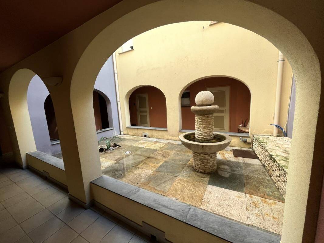 Appartement 1 pièce 30 m² · à Ajaccio · 30 m² · 605 €/mois