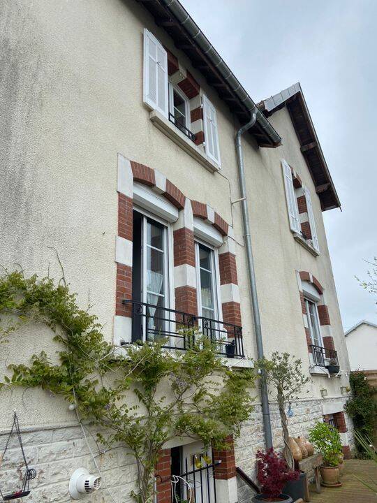 Maison 7 pièces 195 m² · à Chaumont · 195 m² · 1 350 €/mois