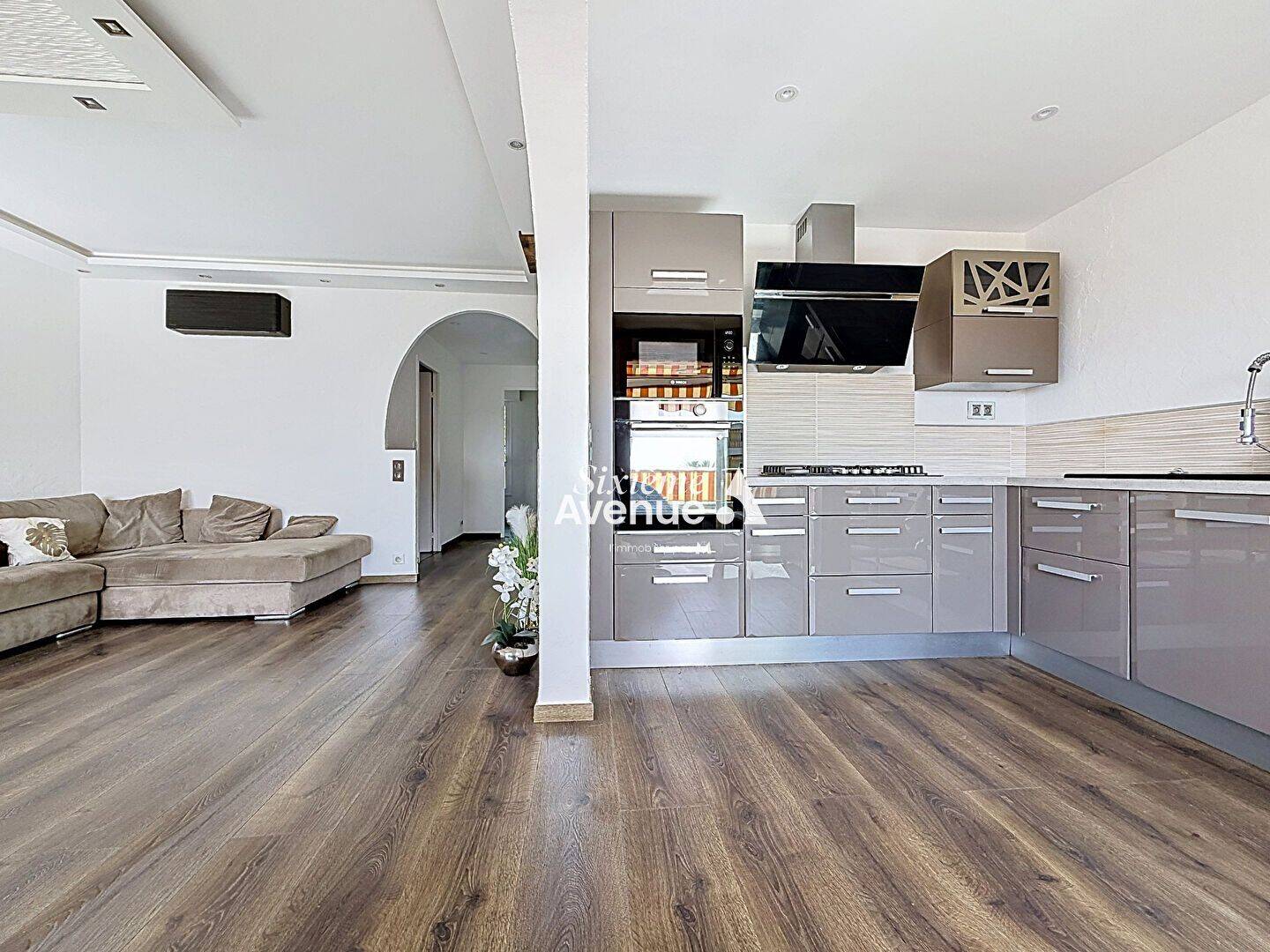Appartement 4 pièces 77 m² · à Grasse · 77 m² · 278 000 €