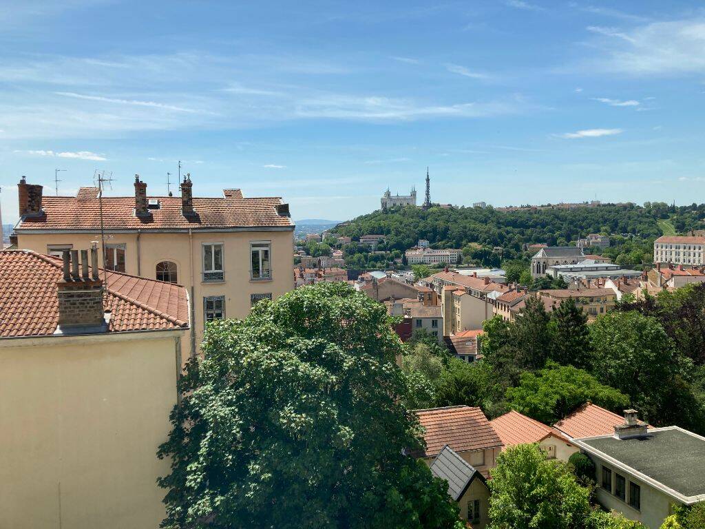 Appartement 3 pièces 83 m² · à Lyon 1er Arrondissement · 82,6 m² · 1 450 €/mois