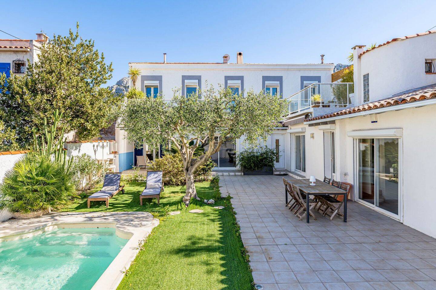 Maison 8 pièces 200 m² · à Marseille 8ème Arrondissement · 200 m² · 1 290 000 €