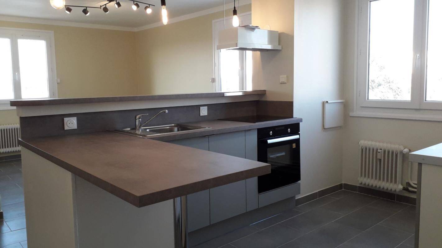 Appartement 2 pièces 46 m² · à Roanne · 46 m² · 550 €/mois