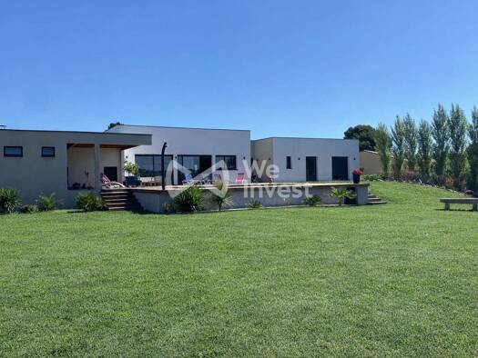 Maison de plain-pied à vendre 458 000 € 5 pièces 3 chambres 182 m² 2 187 m² de terrain Peyriac-Minervois 11160