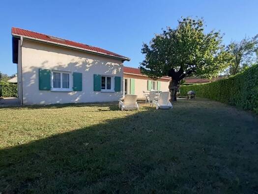 Maison à vendre 415 000 € 5 pièces 3 chambres 136 m² 770 m² de terrain Crémieu 38460