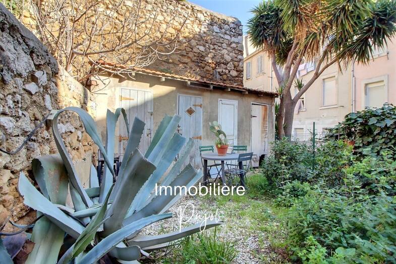 Appartement à louer 590 € 1 pièce 24,8 m² 1er étage Les Chartreux Marseille 4ème 13004