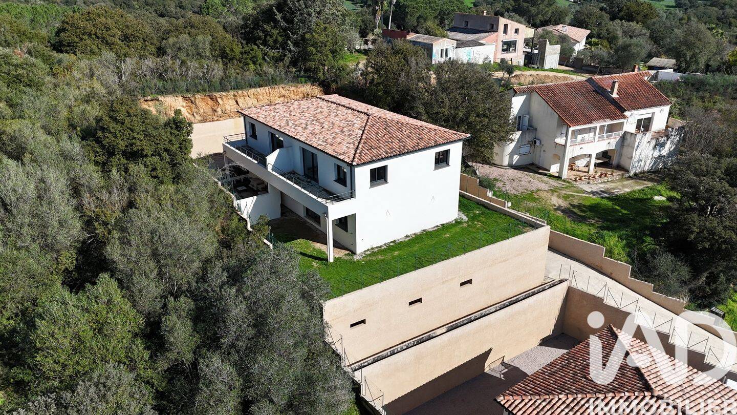 Appartement 3 pièces 62 m² · à Ajaccio · 62 m² · 195 000 €