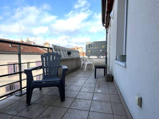 Appartement à vendre 135 900 € 2 pièces 1 chambre 57 m² Étage 3/3 Lunéville 54300