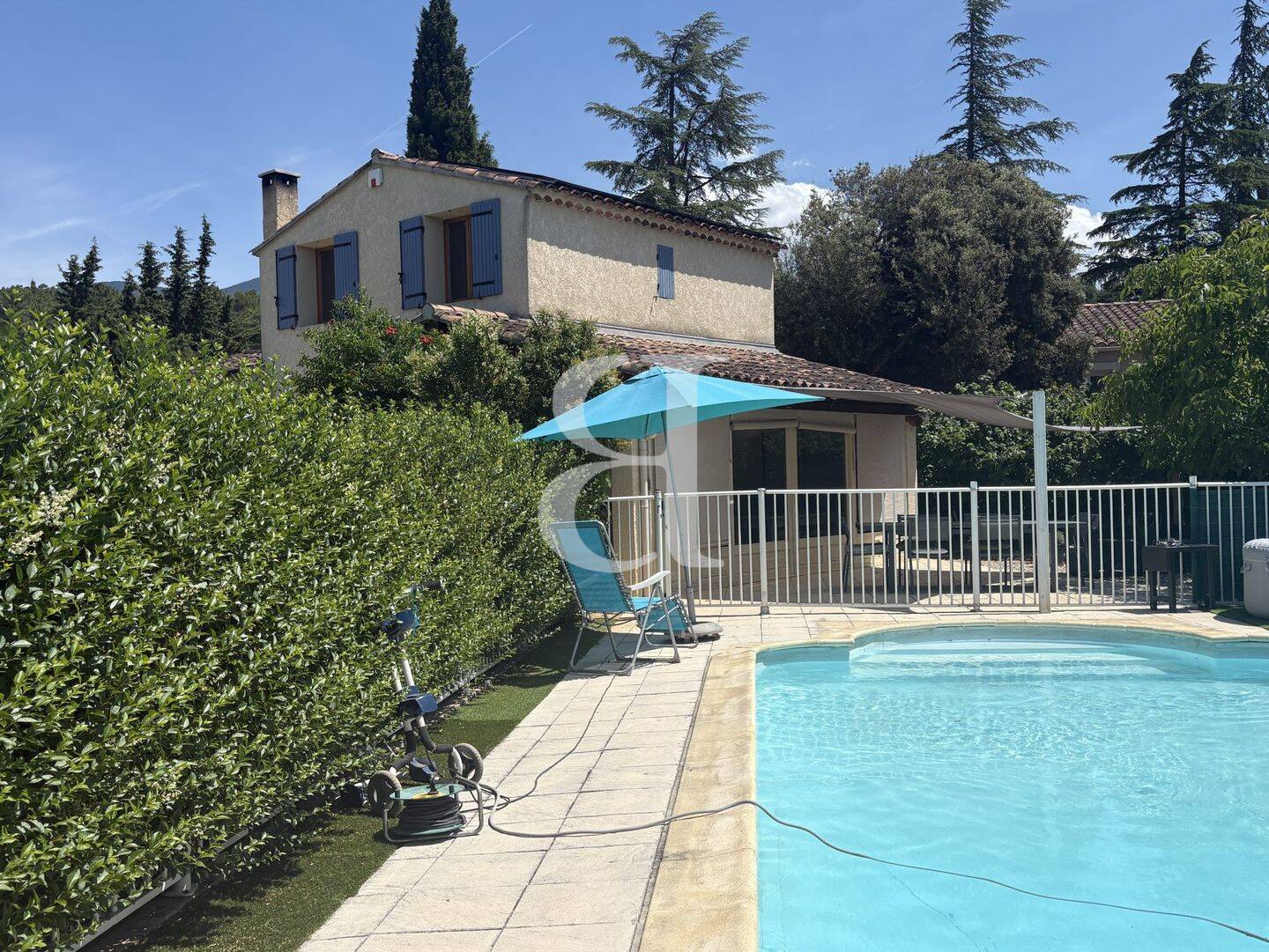 Maison 4 pièces 100 m² · à Bédoin · 100 m² · 495 000 €