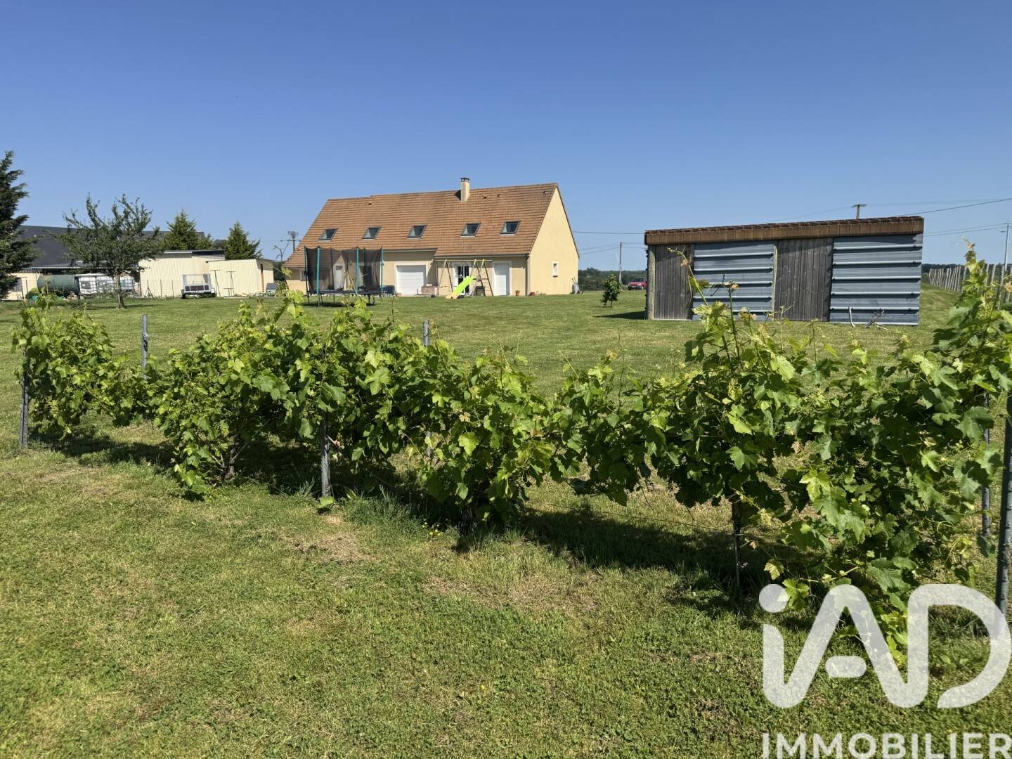 Maison 10 pièces 242 m² · à Pruillé-l'Éguillé · 242 m² · 281 500 €