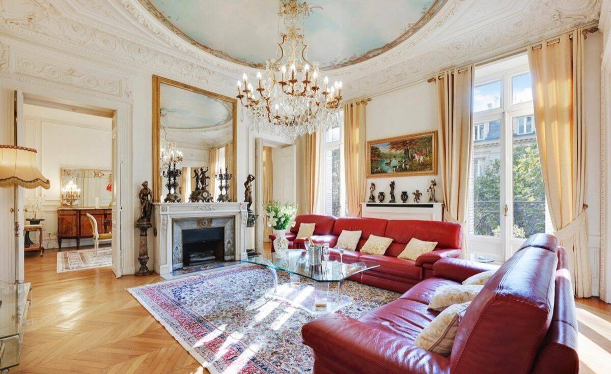 Appartement 5 pièces 160 m² · à Paris 8ème Arrondissement · 160 m² · 9 200 €/mois
