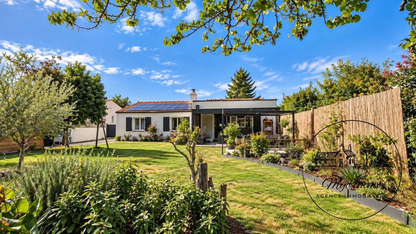Maison 6 pièces 148 m² · à Brains · 148 m² · 399 990 €
