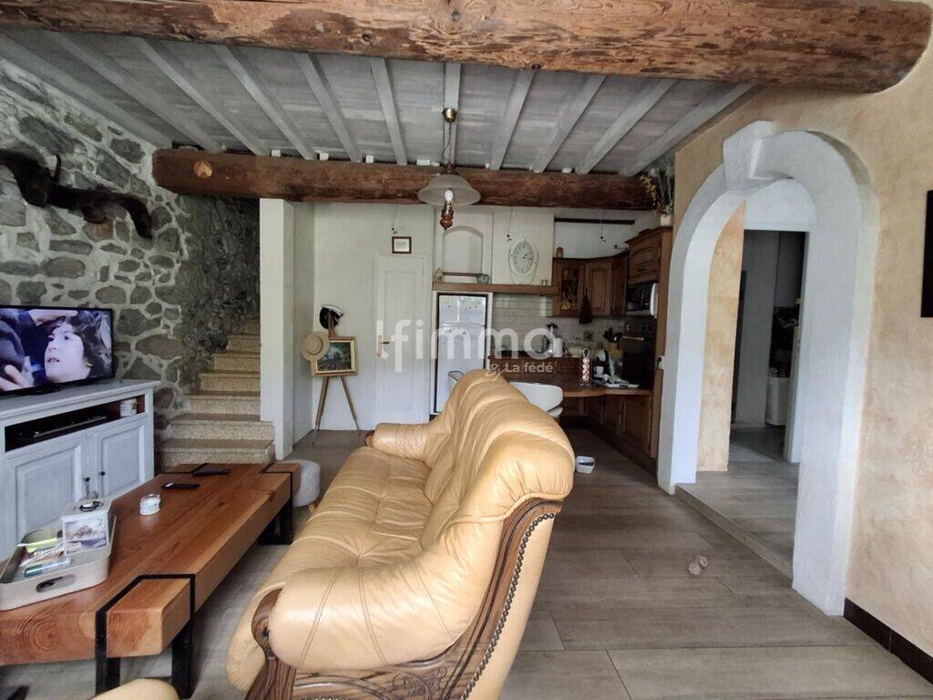 Maison 4 pièces 87 m² · à Belvianes-Et-Cavirac · 87 m² · 125 000 €
