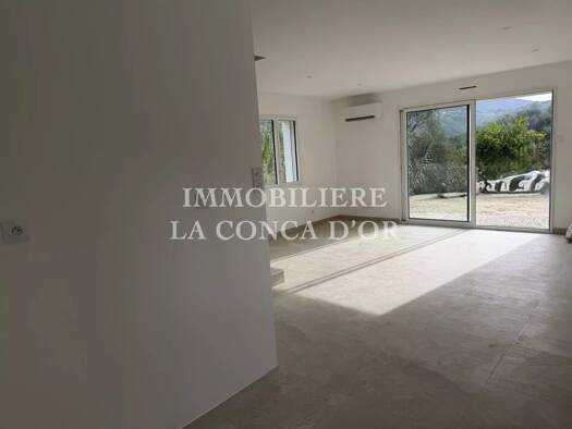 Villa à vendre - Première occupation 575 000 € 5 pièces 3 chambres 122 m² 630 m² de terrain Tourrette-Levens 06690