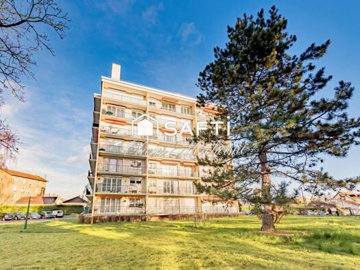 Appartement à vendre 130 000 € 1 pièce 30 m² Étage 1/6 Gare-Parc du Chateau-Le Gros Buisson Vigneux-sur-Seine 91270