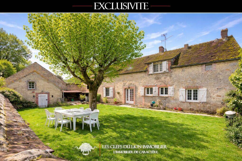 Maison 8 pièces 194 m² · à Lorrez-le-Bocage-Préaux · 194 m² · 238 000 €