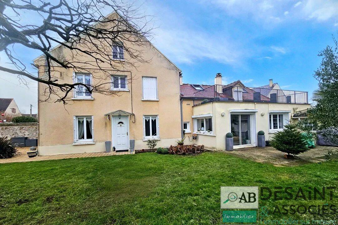 Maison 7 pièces 142 m² · à Vaucourtois · 142 m² · 375 000 €