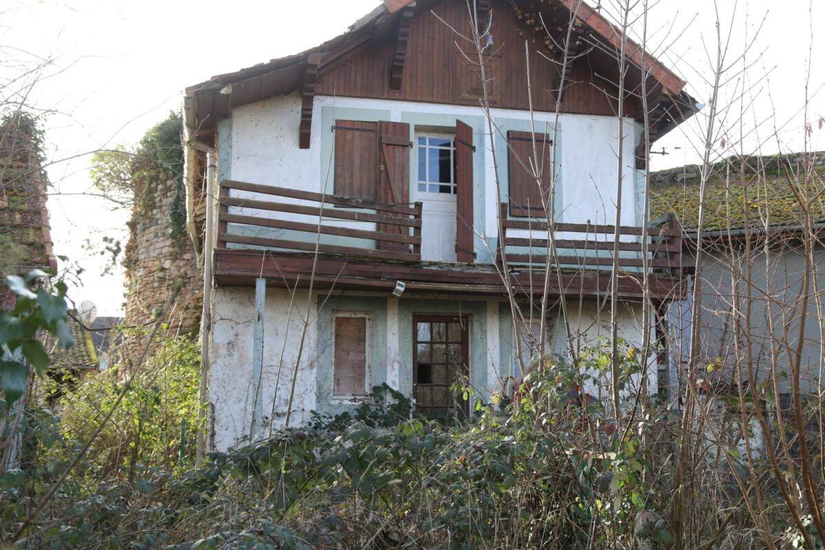 Maison 3 pièces 70 m² · à Autun · 70 m² · 28 000 €