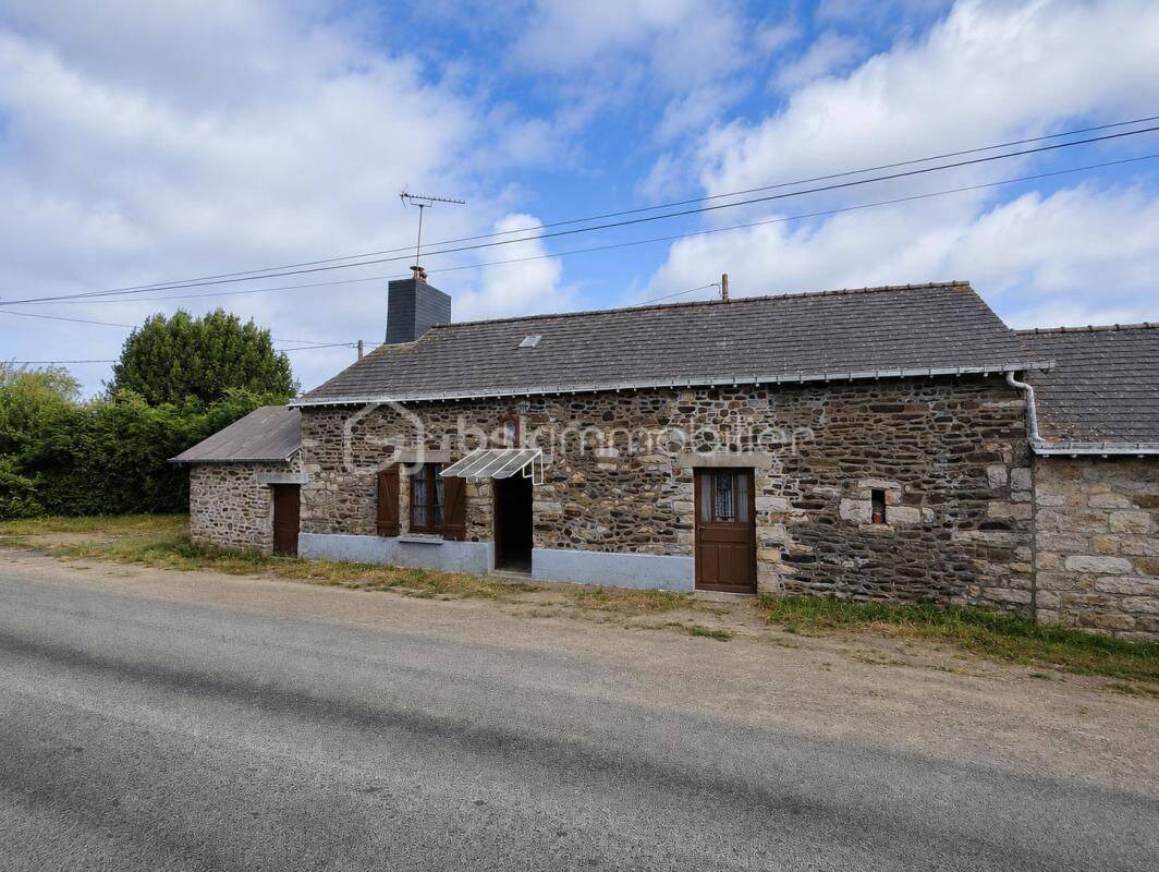 Maison 1 pièce 41 m² · à Juvigné · 41 m² · 45 000 €