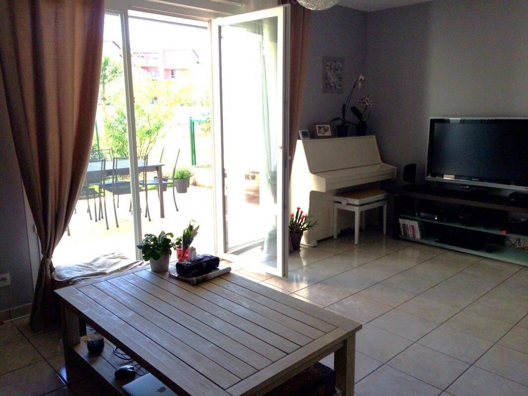 Appartement 3 pièces 64 m² · à Meyzieu · 64 m² · 1 125 €
