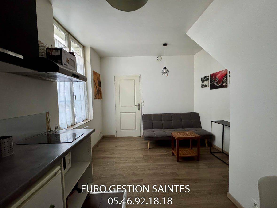 Appartement 2 pièces 29 m² · à Saintes · 28,6 m² · 450 €