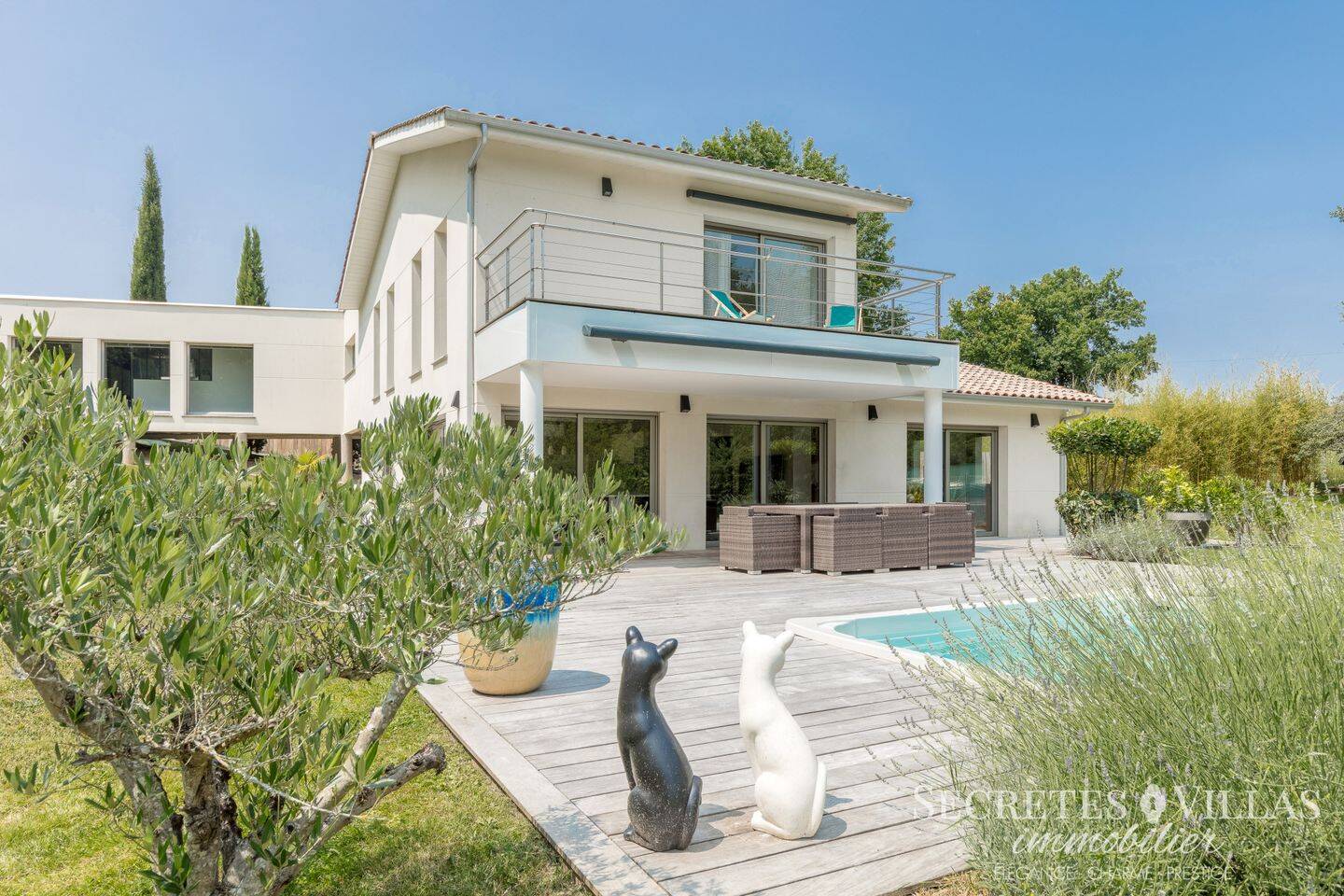 Maison 6 pièces 210 m² · à Loupes · 210 m² · 699 000 €